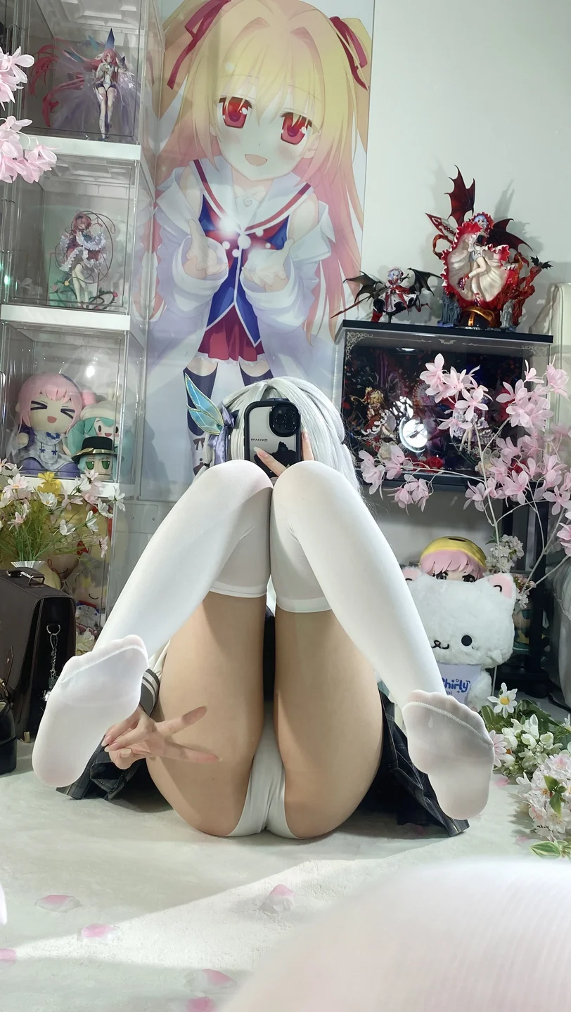 白栎Shirly - No.028 春日流萤 [130P,25V-7.23GB]01 tg@simisebaisi 【丝足阁】055.webp